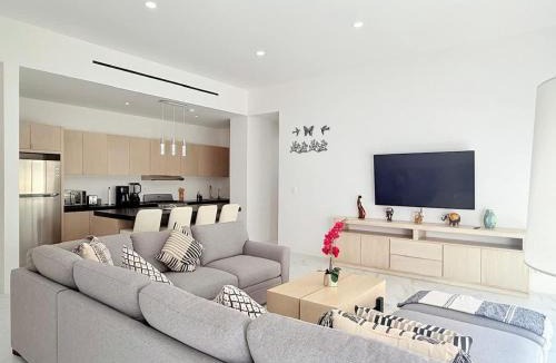 El Medano Ejidal Apartment | 2BR Downtown Cabo Walk to Beach & Dining