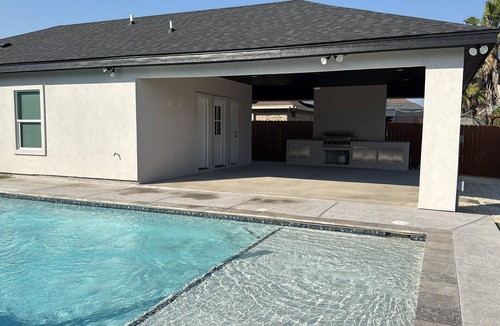 San Juan House | 2BR Home w/Pool Great Location Close to restaurants, parks, shopping