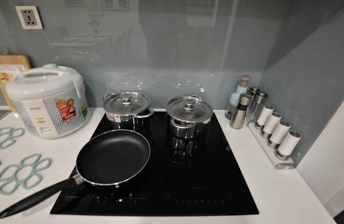 Cong Vi House | 2BR - MODERN SERVICED APARTMENT WITH LAKE VIEW
