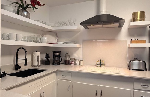 Orange Heights Condo | 2BR Pet-Friendly Condo, Walkable Location