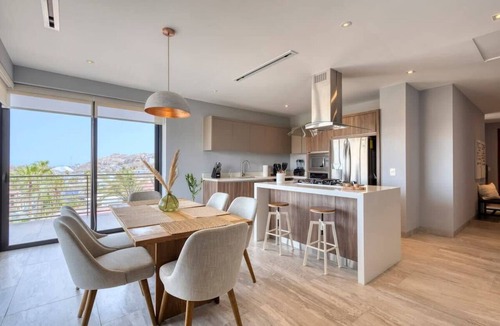 Downtown Cabo San Lucas Apartment | 2BR Rooftop & Pool in Cardinal