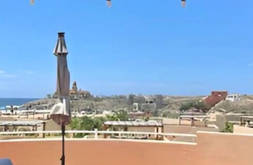 El Pescadero Condo | 2C-Stunning Top Floor, 2BR, 1.5B Breathtaking view