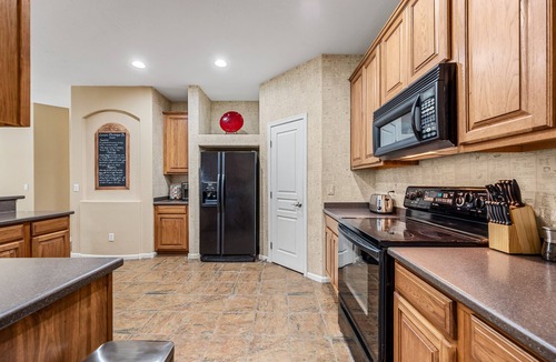 Camino a Lago House | 3 BD w/Pool & Covered Patio & Office to WFH