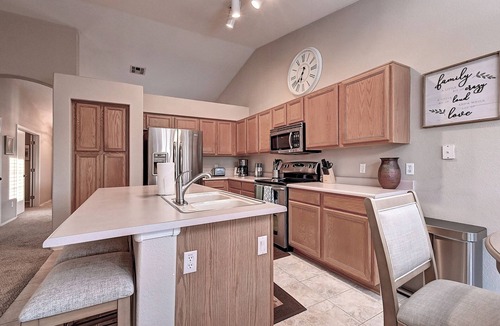 Glendale House | 3 bdrm Glendale Home w/Pool