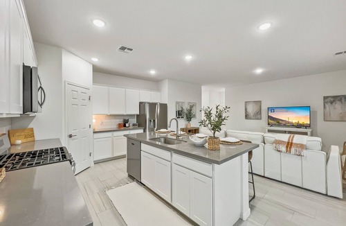 Queen Creek House | 3 bed, Sleeps 8! Discount!. Heated Community Pool.