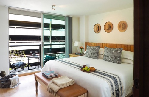 Zona Rosa Apartment | 3-Bedroom Apartment with Balcony - Terrace & Gym