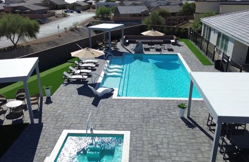 Desert Hills House | 3-bedroom house in Lake Havasu City with AC, WiFi, Community pool and Pickleball
