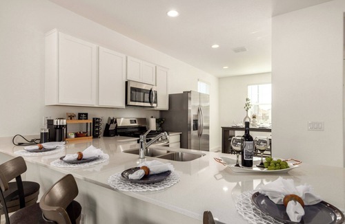 Maricopa House | 3-bedroom house in beautiful Maricopa with cool AC breeze