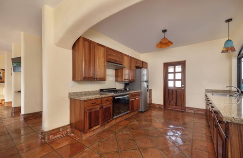 Colima House | 3-bedroom house in serene Colima with cool AC in the bedrooms.