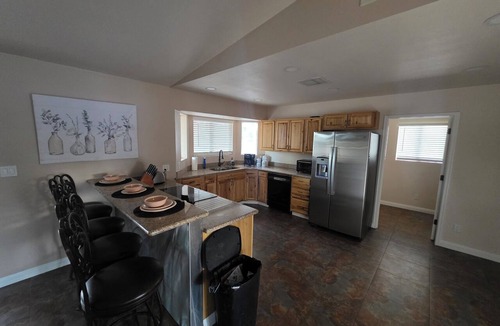 East Mesa House | 3-bedroom house in welcoming Mesa with cool AC and comfort