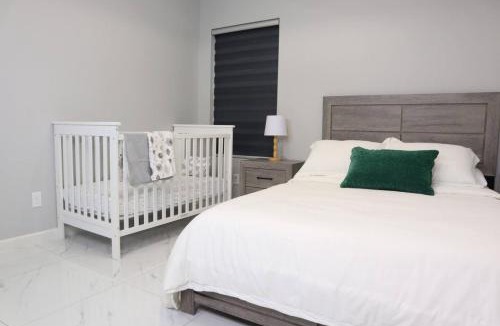 Alamo Apartment | 3 Bedroom located at 1200 Country Club