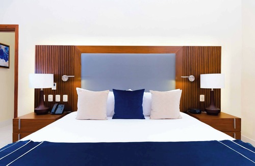 Santa Rosa Apartment | 3 bedroom unit at Villa la Valencia