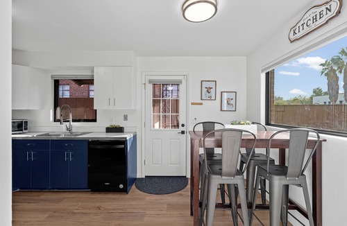 Sam Hughes House | 3-bedroom vacation home just 10 minutes walk to University of Arizona