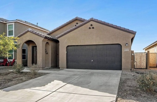 Maricopa House | 3-bedroom, well maintained home, in new community.