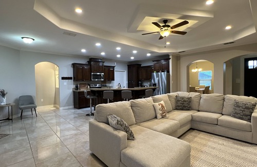 Brownsville House | 3 bedrooms, 2 baths, open concept kitchen and living