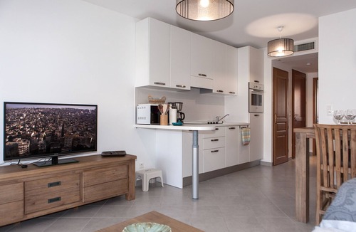Calvi Apartment | 3* for this T2 ideally located in CALVI for 2 adults, parking, Fiber, linen