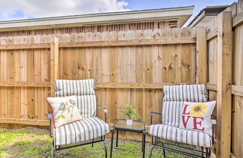Edinburg Apartment | 3 Mi to Downtown: Relaxing Stay in Edinburg Apt!