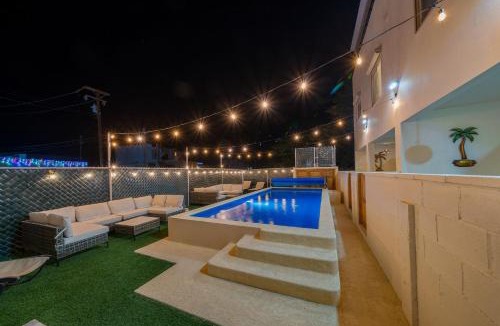 Cholla Bay House | 3 Story Home 3BR 2BA with Rooftop View and Heated Pool