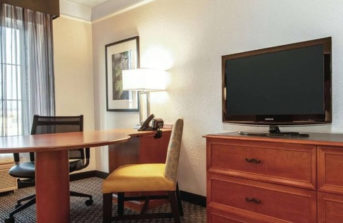 Guasti House | 3 x 2 Double Beds Deluxe Rm at La Quinta Inn & Suites by Wyndham Ontario Airport