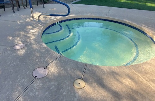 Goodyear Condo | 3Bed/3Bath GATED community CONDO w/POOL,JACUZZI,FITNESS CENTER