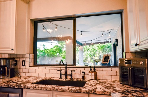 North Mountain House | 4-Bdrm Vacation Dream Home w/Backyard Paradise!