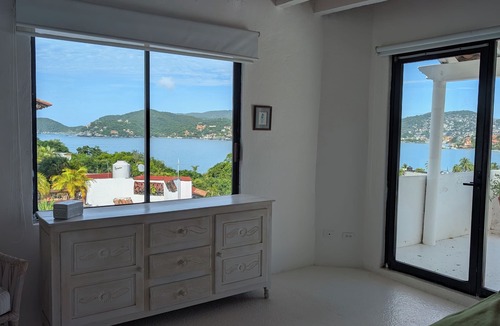 Playa Las Gatas Villa | 4 Bedroom 4 Bath Private Villa with Pool and Ocean Views