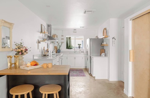 Coronado House | 4 bedroom private home in Coronado Historic District by PHX Stays
