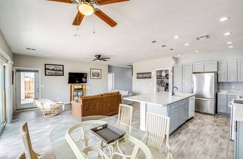 Sunridge Estates House | 4 Mi to Casinos: Mtn-View Home in Bullhead City!