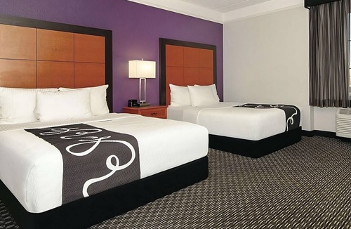 Guasti Hotel | 4 x 2 Double Beds at La Quinta Inn & Suites by Wyndham Ontario Airport