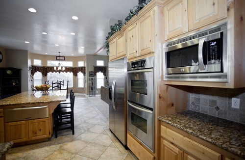 Lake Arrowhead House | 4000 sf house with A/C~gourmet kitchen~1000 sf gameroom~outdoor fire features