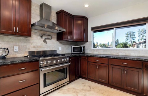 Agoura Hills House | 4BDs Getaway: Pool Table, Jacuzzi & Salt Pool