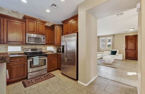 Desert Springs Village House | 4BR Avondale Home Near Stadiums Sleeps 10