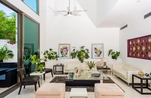 Alfredo V. Bonfil Villa | 4BR Family & Cozy villa with private Pool in Cancun