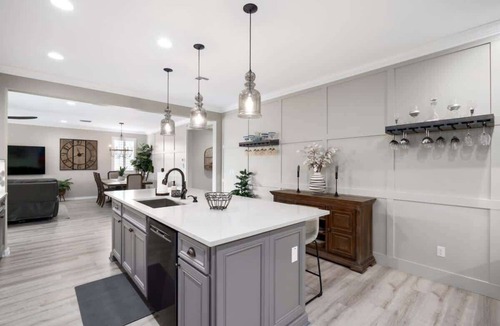 Glendale House | 4BR Home Near State Farm Stadium with Pool & Patio