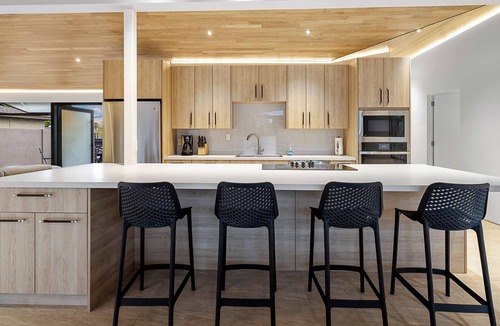Western Villa House | 4BR Modern Smart Home - Walk to Old Town w/Heated Plunge Pool & Fire Features