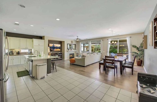 Terra Lago House | 4BR Pool & Game Room | Putting Green, Lake View