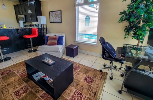 McAllen House | 4BR Smart Luxe Condo w/Pool View, Gated Community: close to Costco & Top Golf
