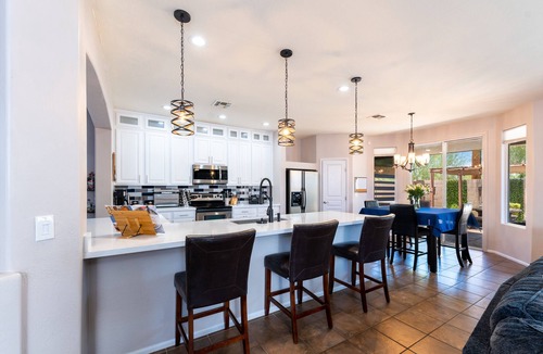 Camino a Lago House | 5 Bed| 3 Full bath home w/rec room, private pool & hot tub!