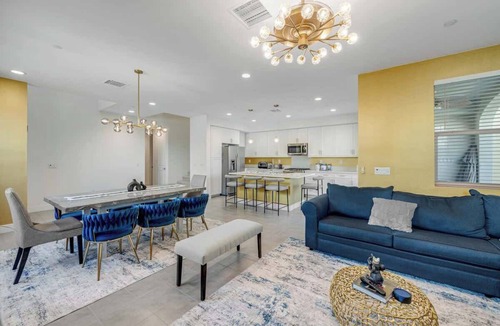 Terra Lago House | 5 bedroom lake house DISCOUNTS!