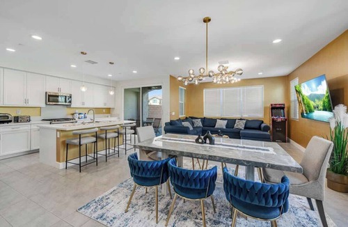 Terra Lago House | 5 bedroom lake house DISCOUNTS!