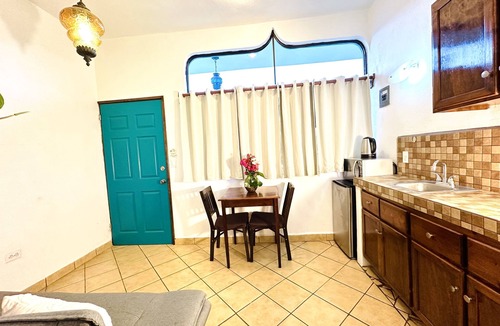 Downtown Cabo San Lucas Apartment | 5 min to Marina/15 minutes walking to the beach, with beautiful garden!
