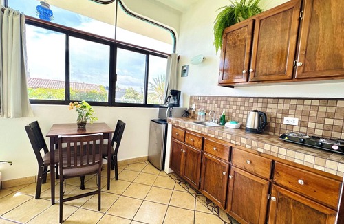 Downtown Cabo San Lucas Apartment | 5 min to Marina/15 minutes walking to the beach, with beautiful garden!