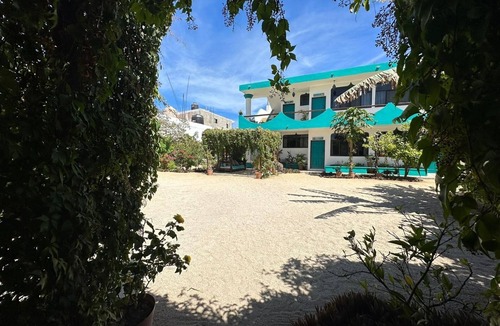 Downtown Cabo San Lucas Apartment | 5 min to Marina/15 minutes walking to the beach, with beautiful garden!