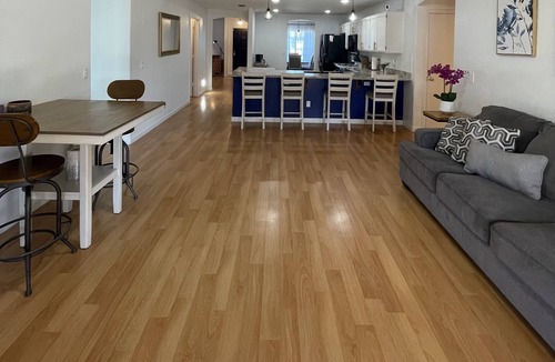 Glendale Sports and Entertainment District House | 5 mins from State Farm Stadium