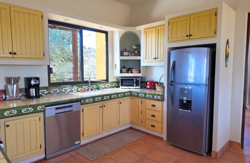 Buenos Aires House | 5 Minutes to Downtown Los Barriles, Walk to Beach