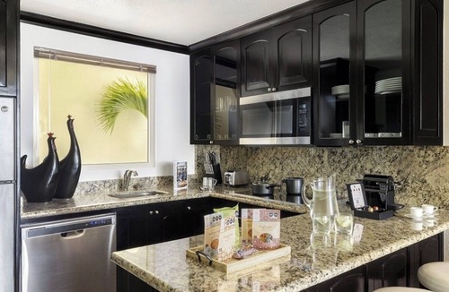Playa Mujeres Resort | 5 Star 2BR 3BA Villa Del Palmar Cancun Beachfront Resort Competitive Rates