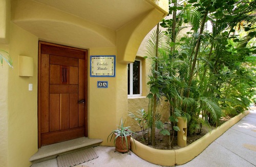 Zihuatanejo Condo | 5 Star Mexican Retreat at the Residencias on Playa La Ropa.