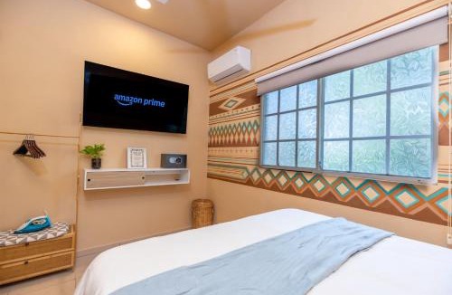 Lo de Marcos Apartment | 5min to Beach & Downtown, High-Speed WiFi, Laundry Service, PetsOK