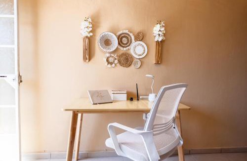Lo de Marcos Apartment | 5min to Beach & Downtown, High-Speed WiFi, Laundry Service, PetsOK