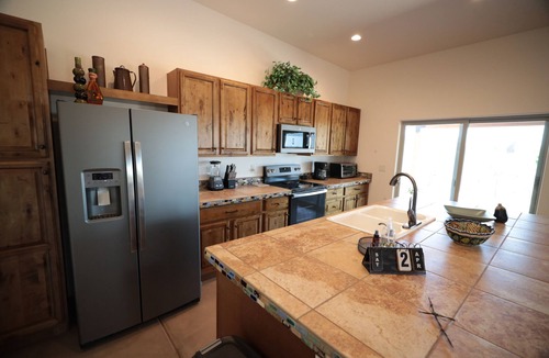 Tucson House | 5yr old home , private, 1-BdRm home on its own 3.3 acres with city views